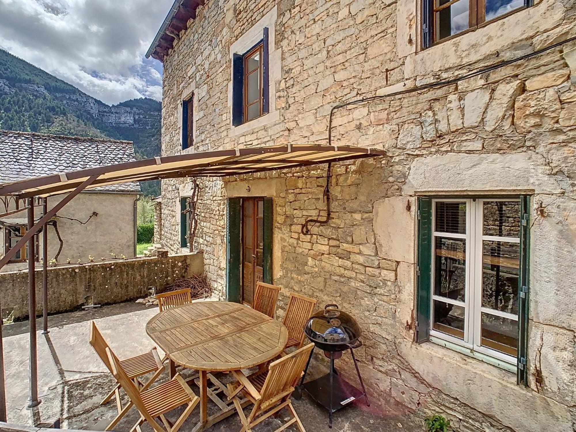 Gorges Du Tarn Gite En Pierres Avec Terrasse Quezac  Exteriör bild